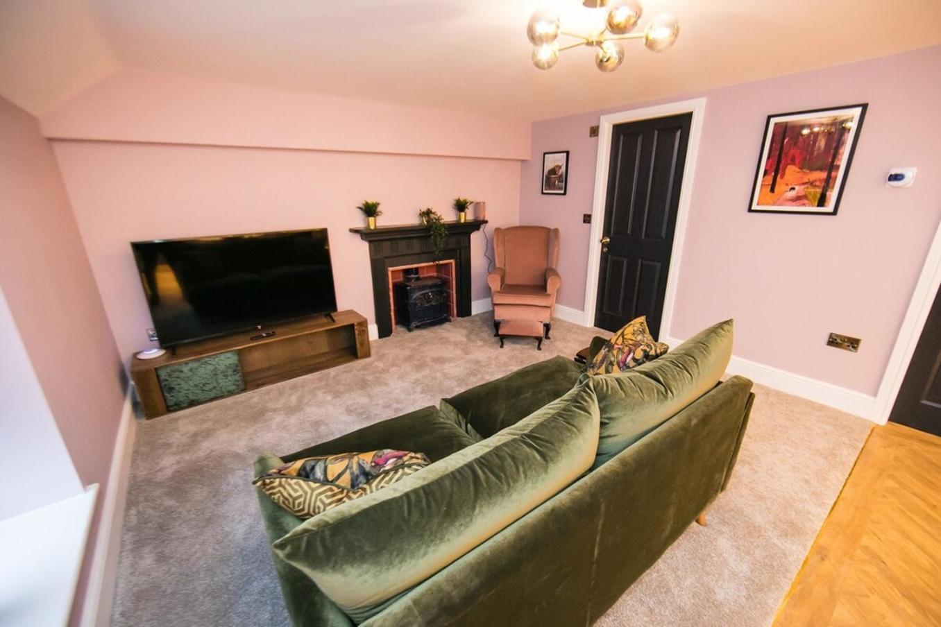 Foxlow Grange By Muse Escapes * Buxton (Derbyshire)